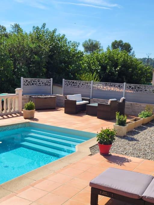 Cosy Rez-De-Jardin De Villa Brignoles Eksteriør billede