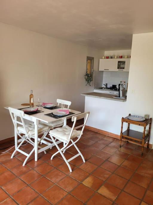 Cosy Rez-De-Jardin De Villa Brignoles Eksteriør billede